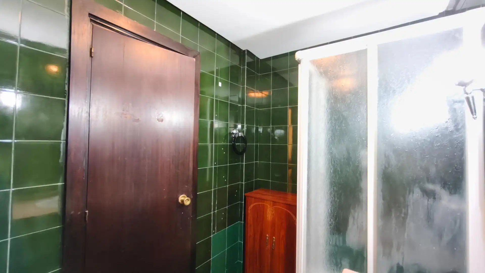 Baño de Piso de alquiler en Bilbao  con Calefacción y Amueblado