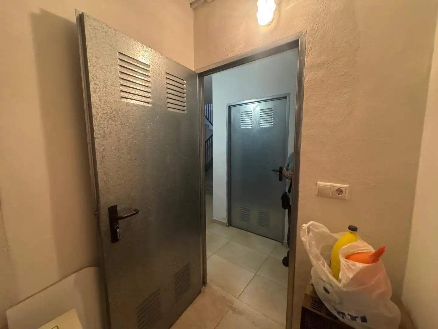 Wohnung zum Verkauf in Aspe mit Klimaanlage, Heizung und Abstellraum
