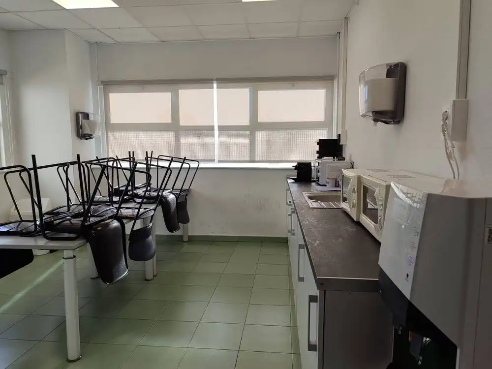 Küche von Fabrikhallen zur Miete in Cabanillas del Campo