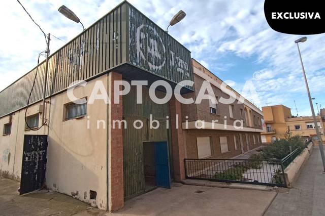Nave industrial en Venta en N/A en Torreciega