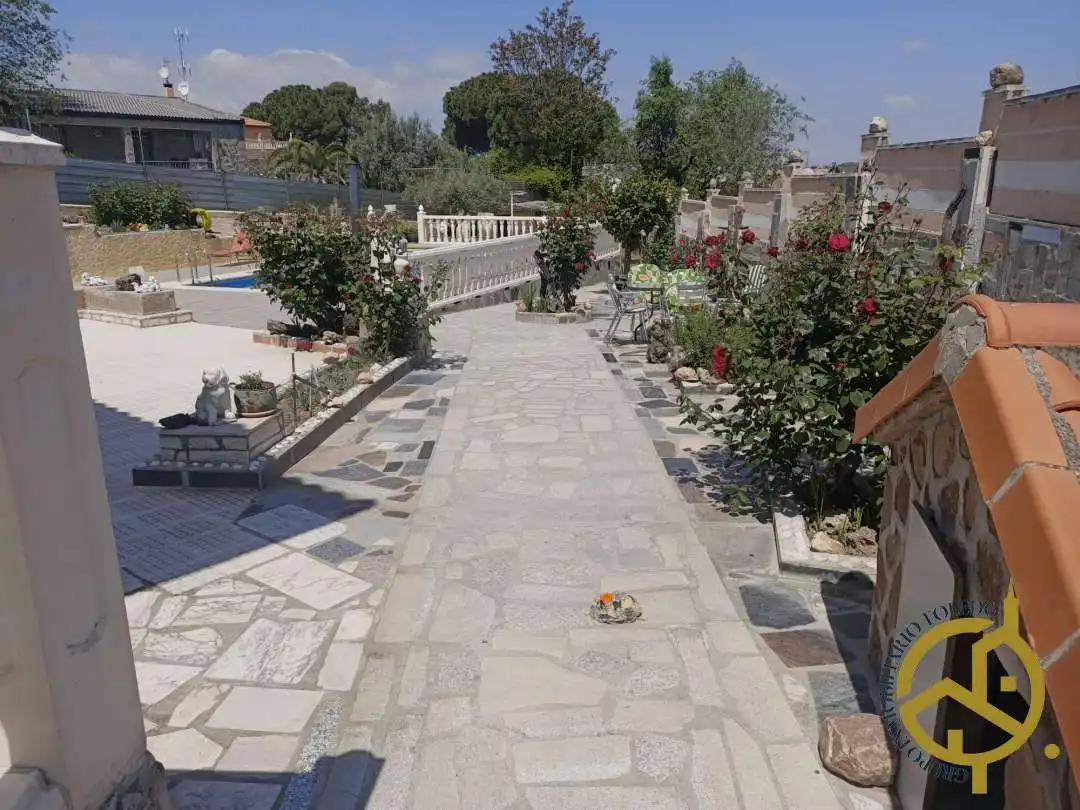 Jardí de Casa o xalet en venda en El Viso de San Juan amb Aire condicionat, Calefacció i Jardí privat