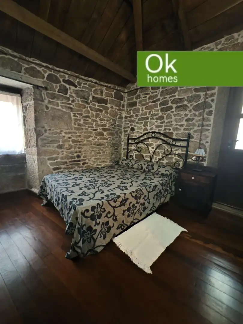 Schlafzimmer von Country house zum Verkauf in Guitiriz mit Heizung, Parkett und Abstellraum