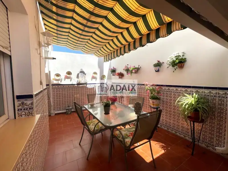Terrassa de Casa adosada en venda en Tomelloso amb Aire condicionat, Calefacció i Balcó