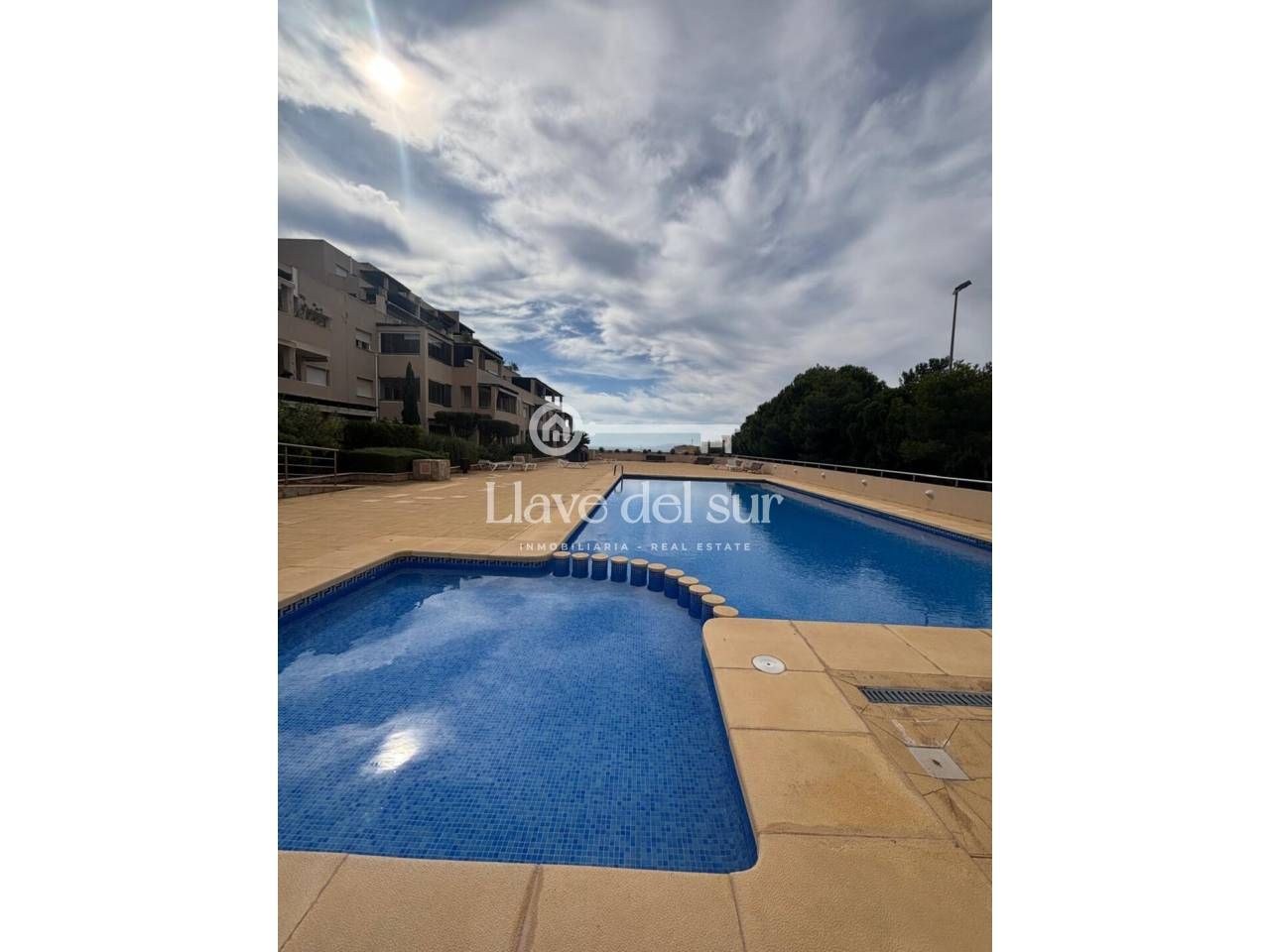 Swimming pool of Flat for sale in Águilas  with Storage room, Balcony and Community pool