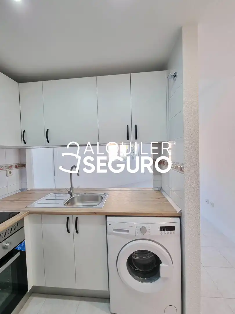 Cuina de Pis de lloguer en Galapagar amb Aire condicionat i Terrassa
