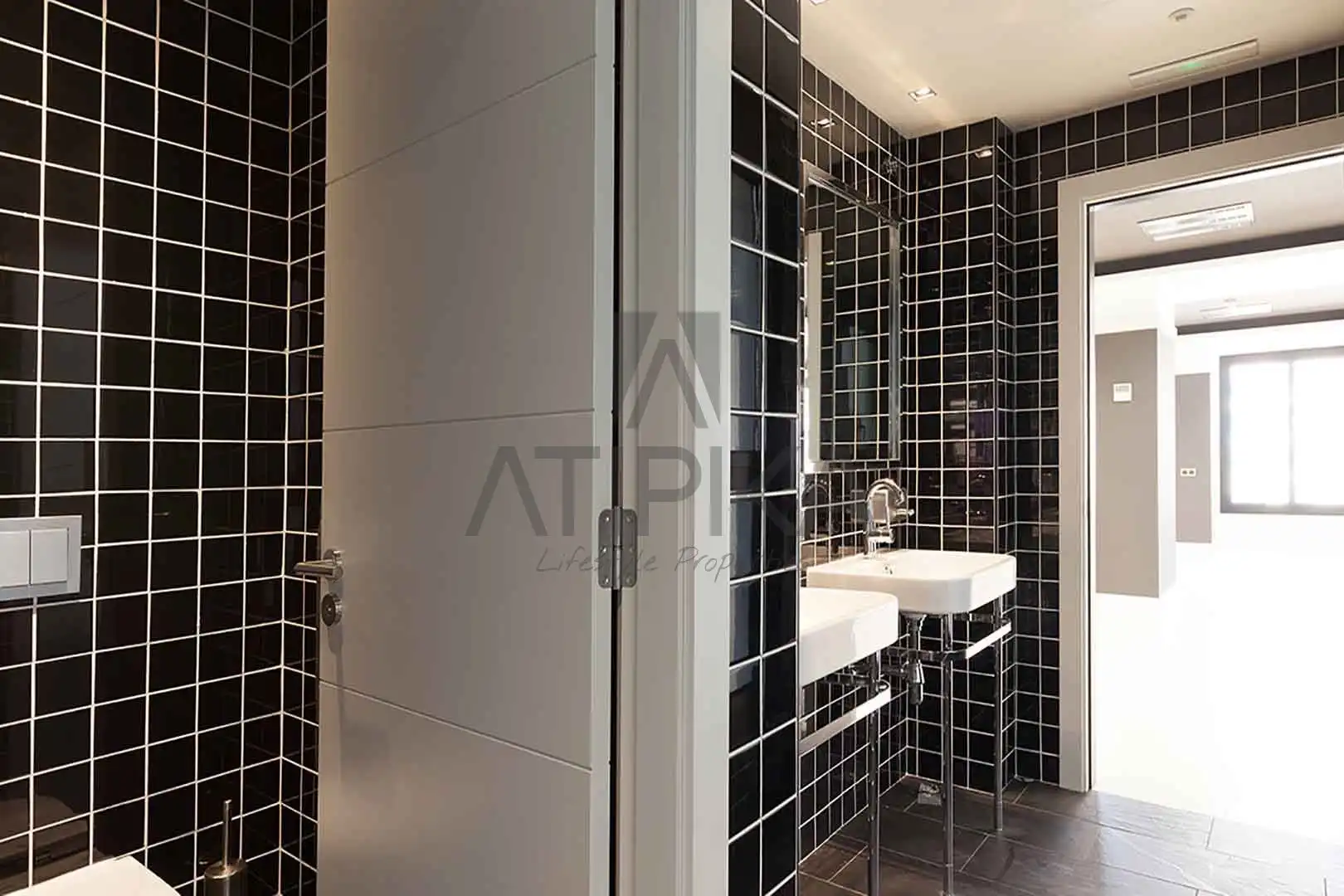 Baño de Oficina de alquiler en Les Corts