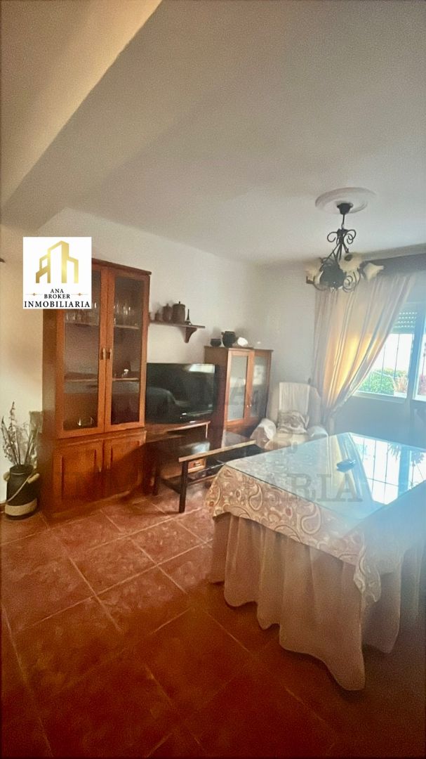 Sala d'estar de Pis de lloguer en Ronda amb Moblat