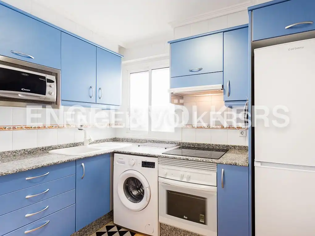 Kitchen of Flat for rent in Valencia  with Air Conditioner, Heating and Furnished
