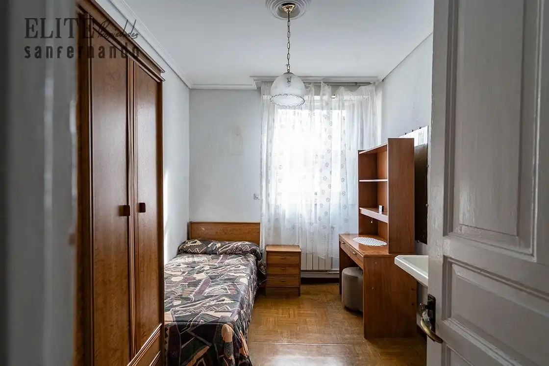 Habitación de Casa o chalet en venta en Santander con Calefacción, Jardín privado y Parquet