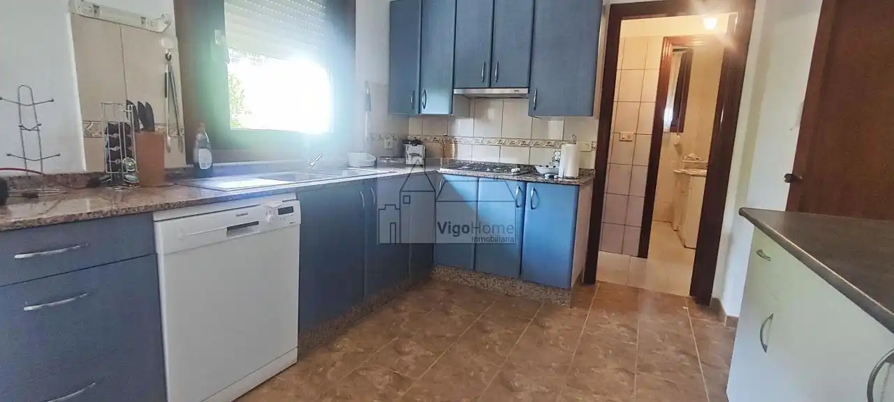 Cocina de Casa o chalet en venta en Vigo  con Calefacción, Jardín privado y Terraza