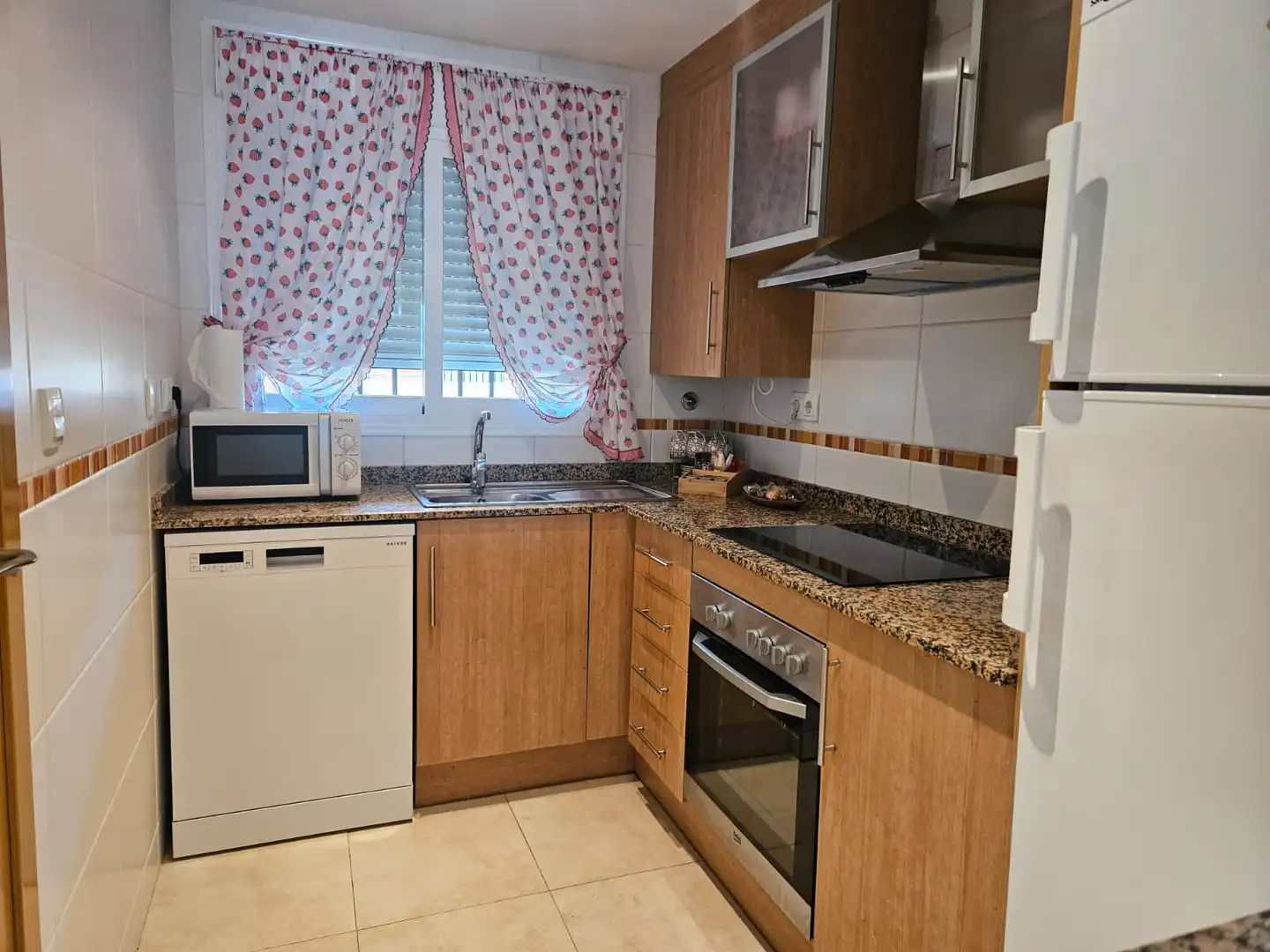 Cocina de Apartamento de alquiler en Cabanes con Aire acondicionado, Calefacción y Terraza
