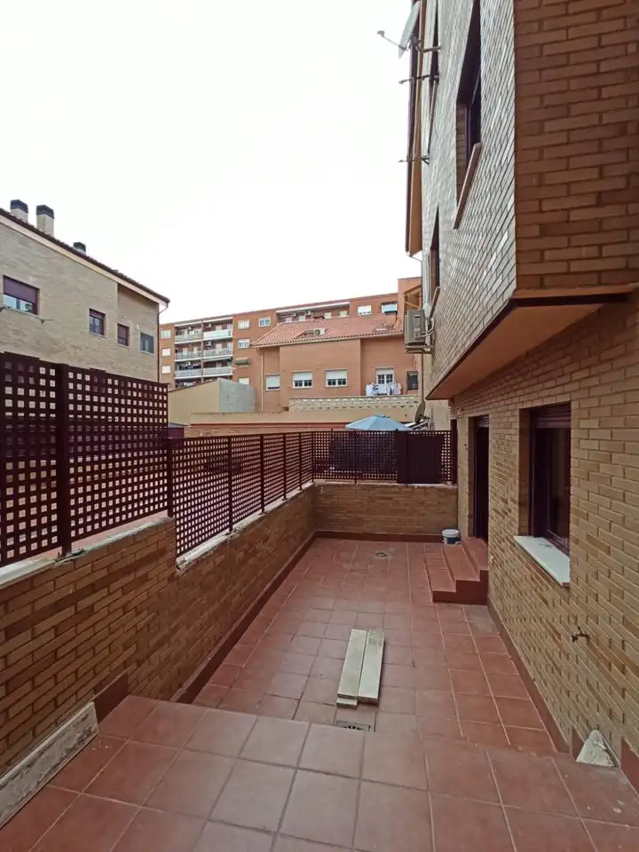 Baixos amb jardí de lloguer a Calle Júpiter, imagen 16
