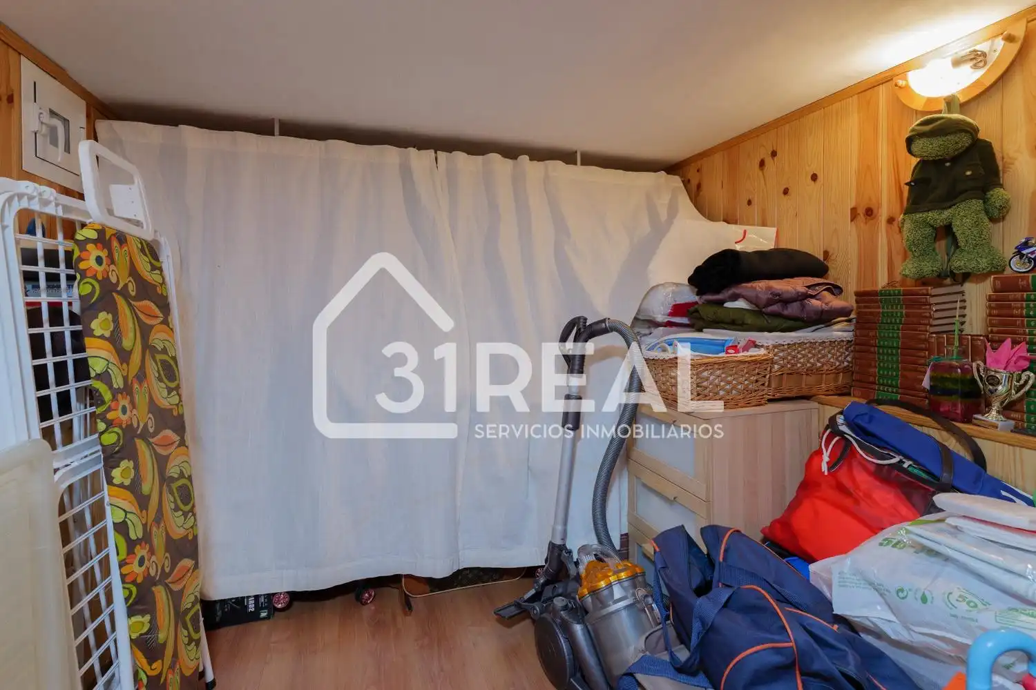 Habitación de Casa o chalet en venta en Madrid con Aire acondicionado, Calefacción y Jardín privado