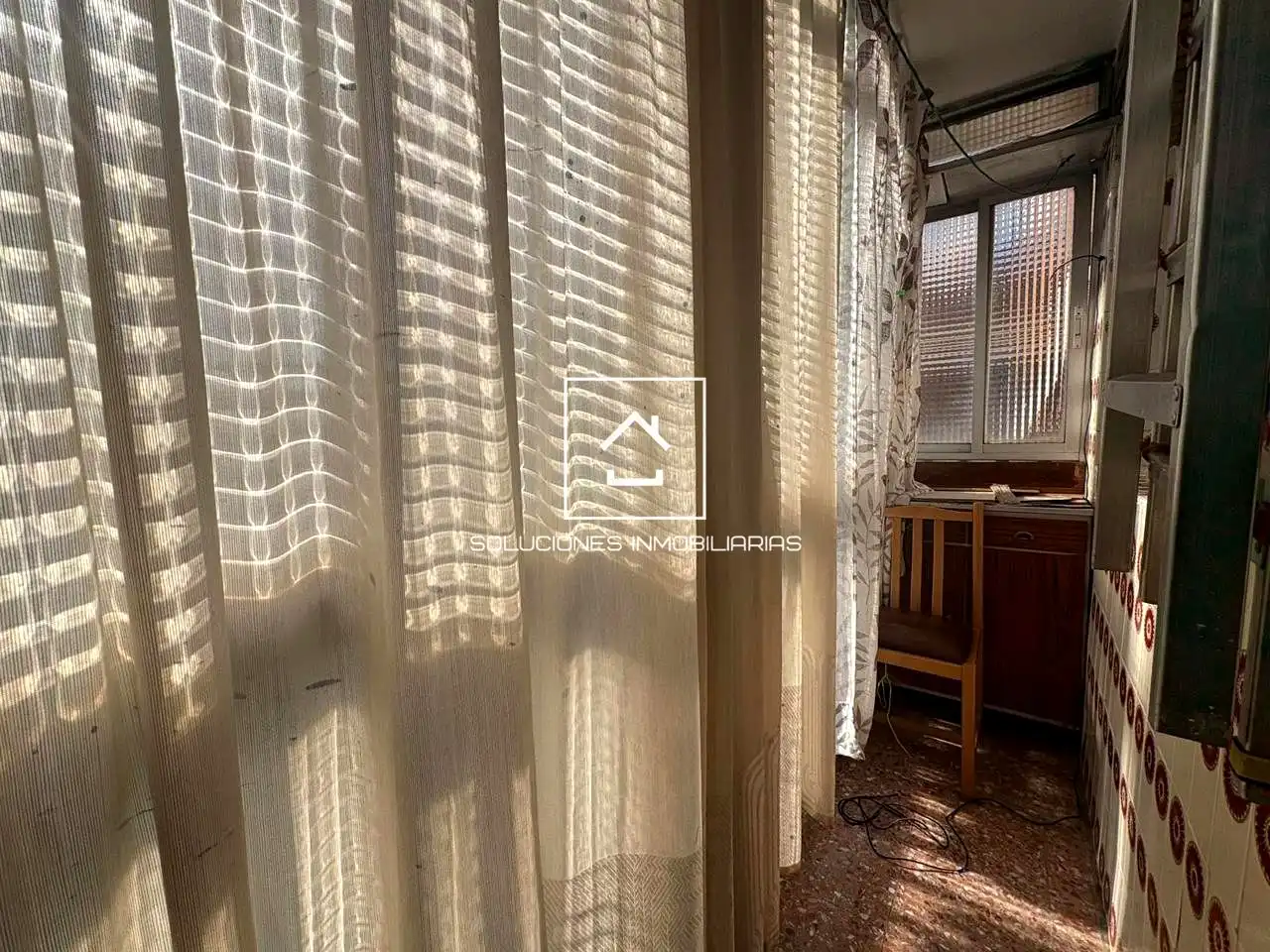 Außenansicht von Wohnung zum Verkauf in Madrid mit Terrasse