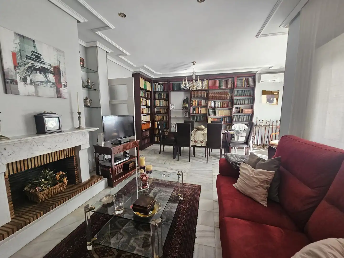 Sala d'estar de Casa adosada de lloguer en Los Barrios amb Terrassa i Moblat