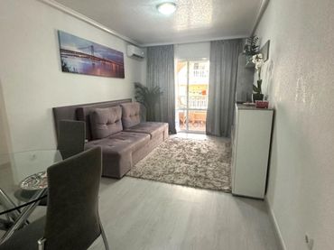 Appartement compact avec piscine à vendre à Centro
