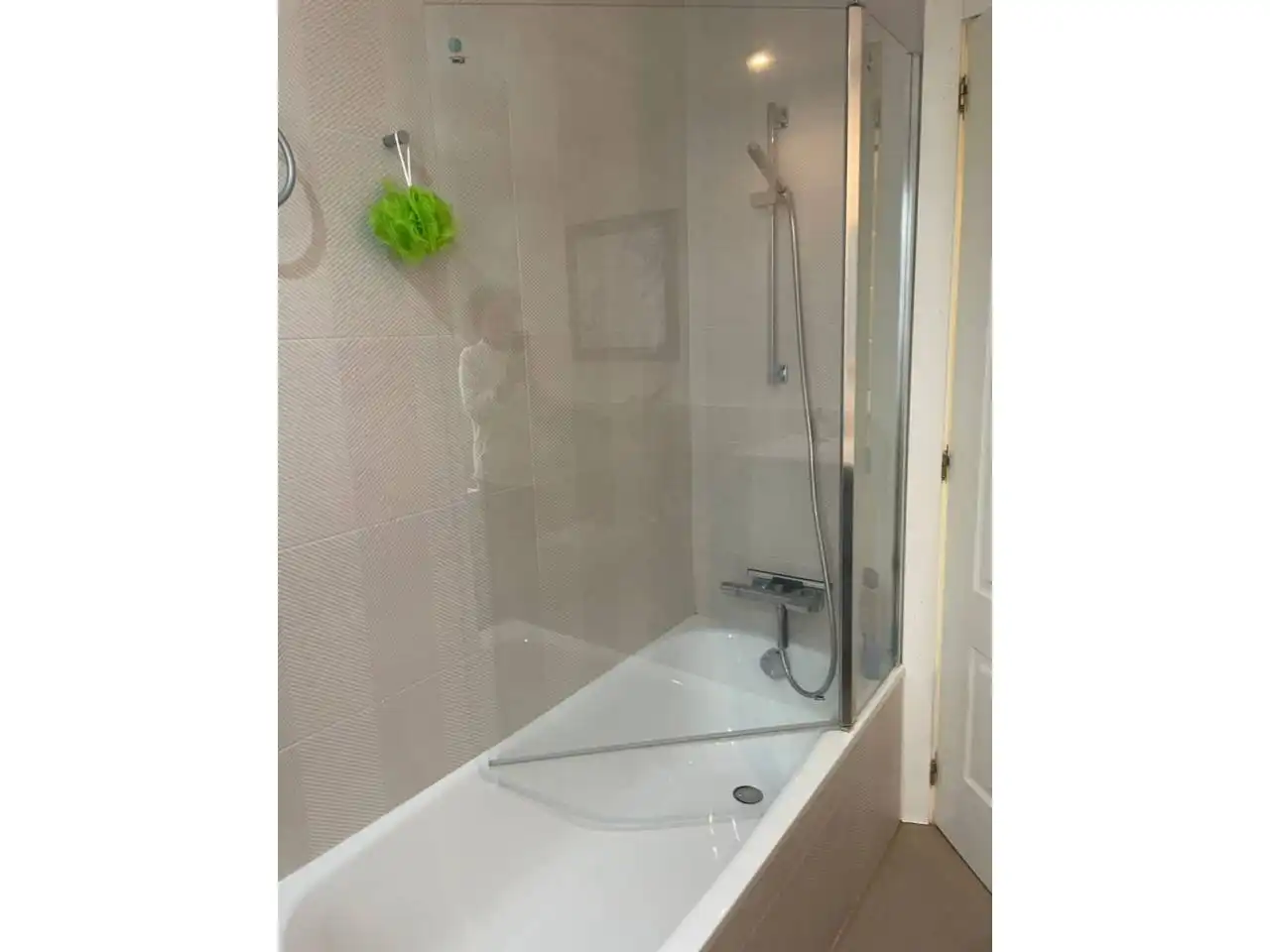Baño de Piso en venta en León Capital  con Calefacción, Terraza y Trastero