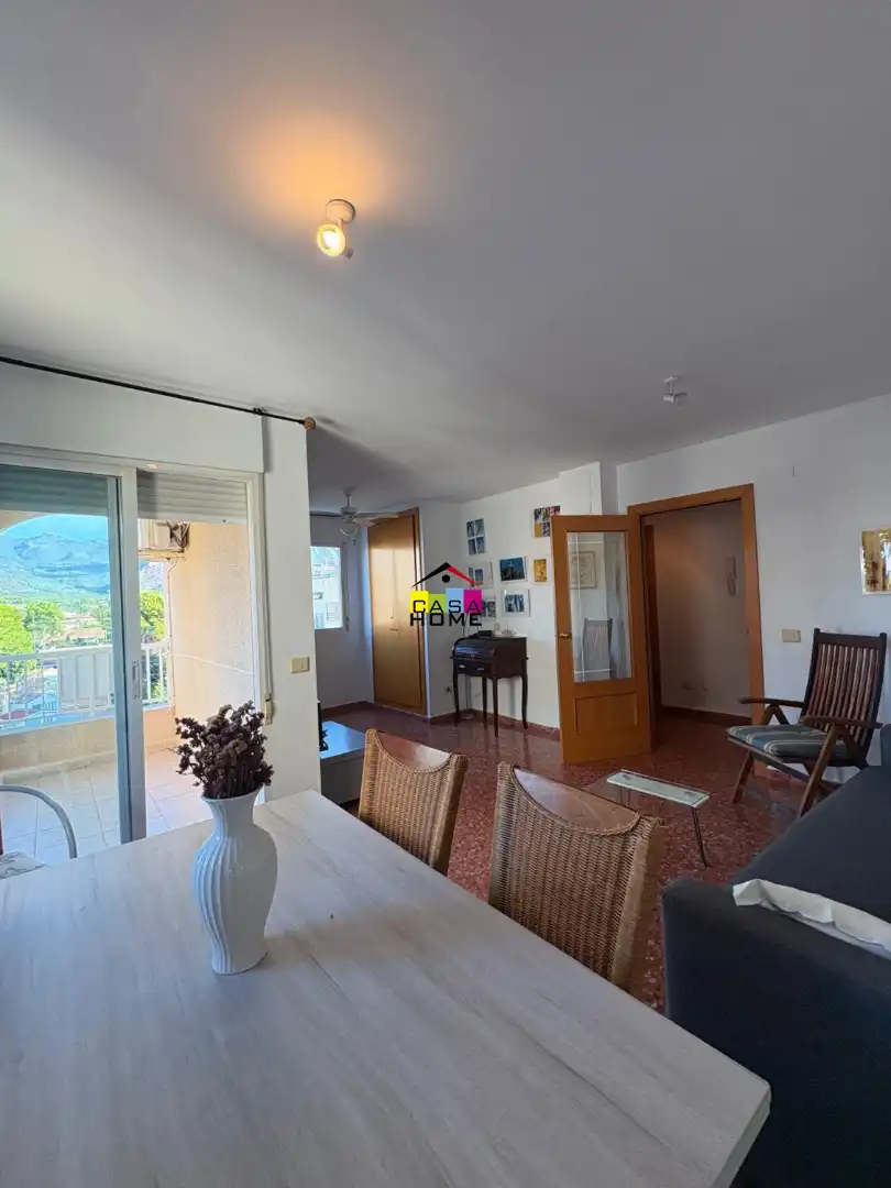 Apartament en venda en Benicasim / Benicàssim amb Aire condicionat, Jardí privat i Moblat