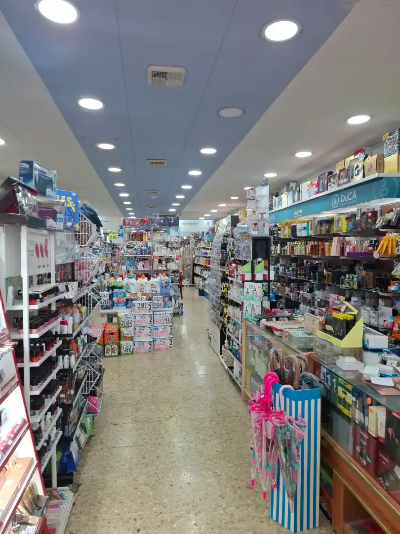 Local comercial en venda a Carrer de Sant Joan, imagen 2