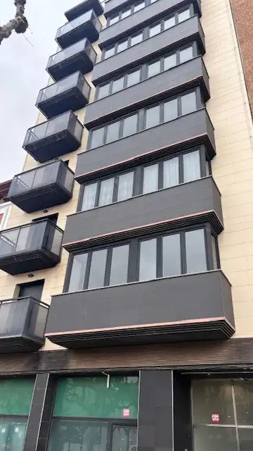 Piso con terraza en venta en Passeig de l'Estació 35