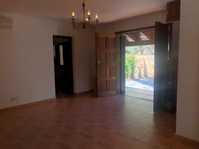 Casa o xalet en venda en Tàrbena amb Aire condicionat, Calefacció i Jardí privat