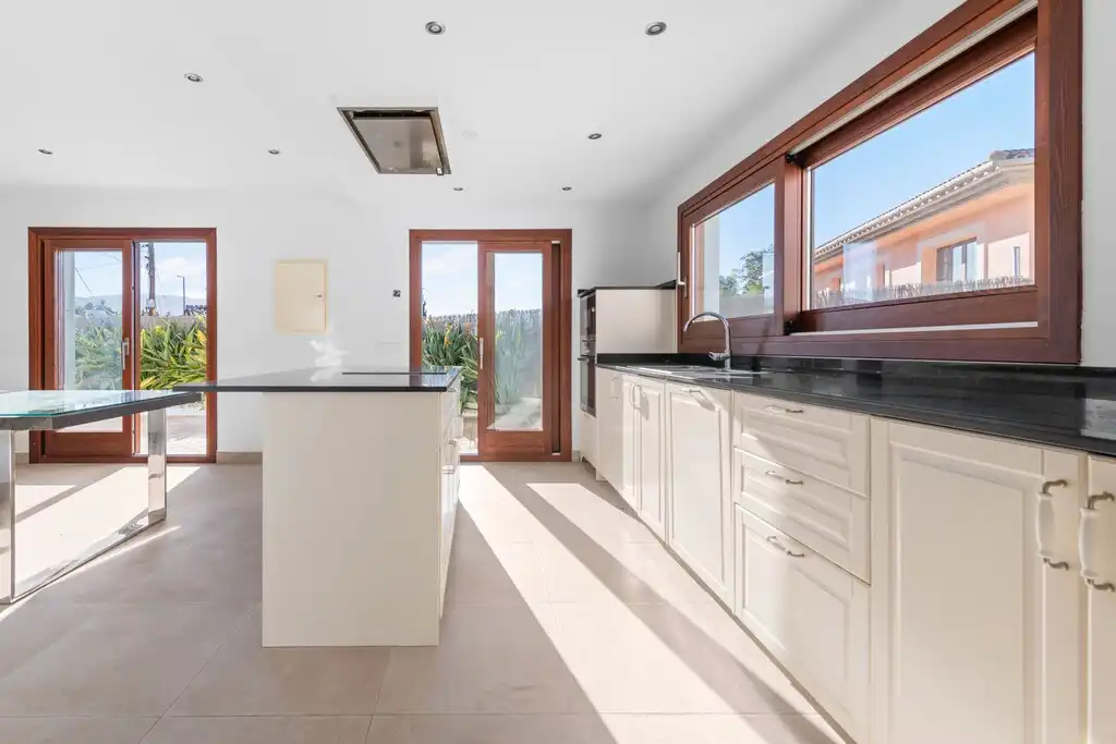 Cocina de Finca rústica en venta en Calvià con Aire acondicionado, Calefacción y Balcón
