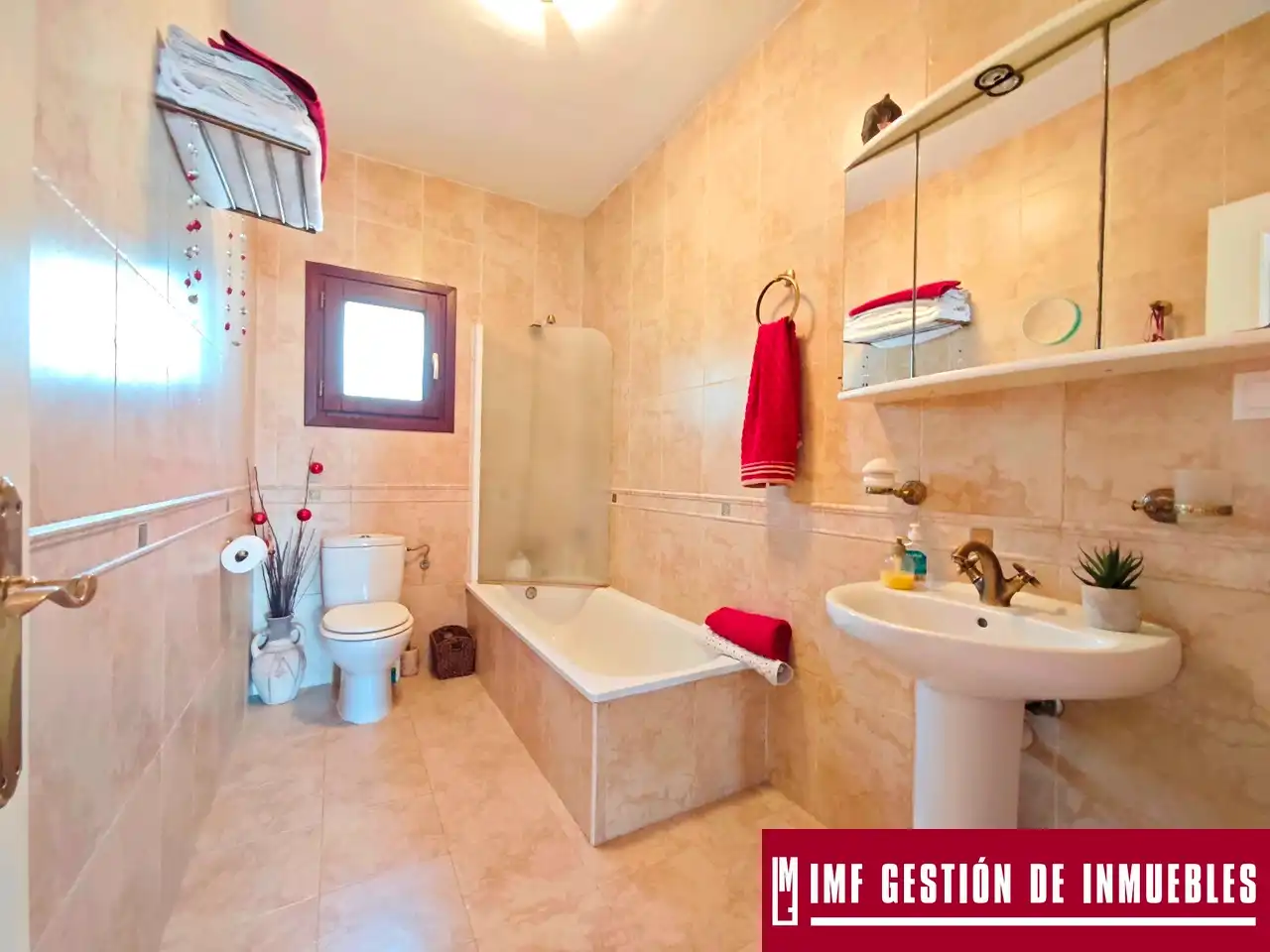 Bathroom of Houses for sale in Benamargosa  with Terrace