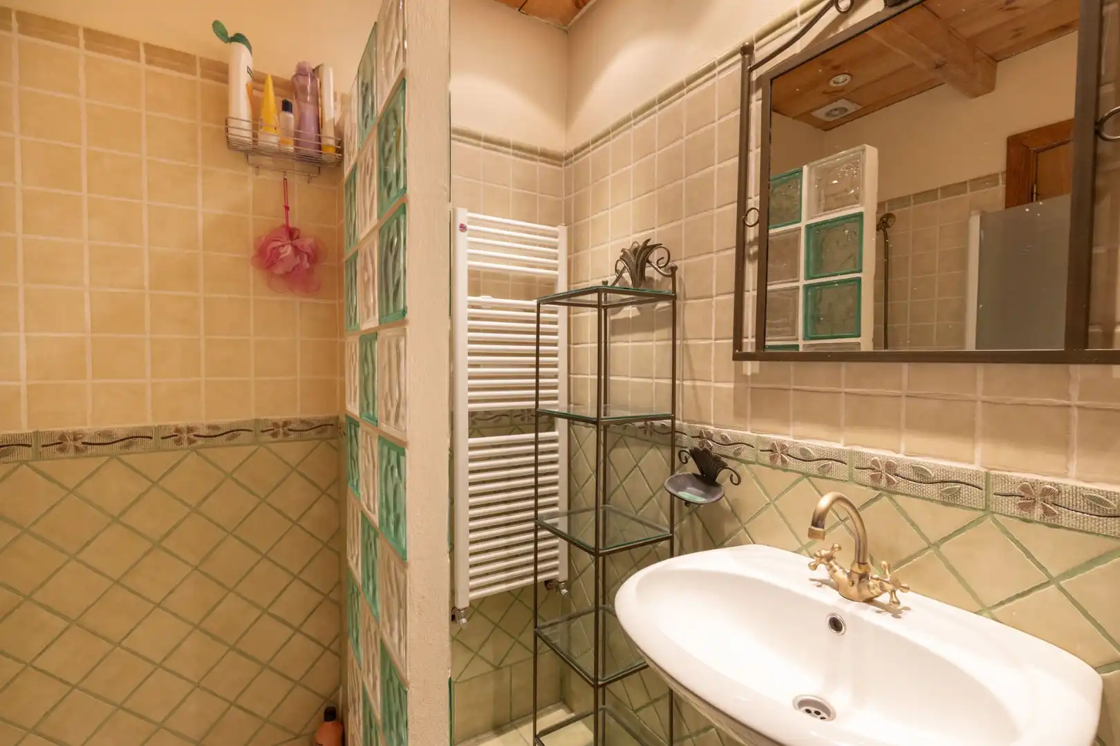 Baño de Casa o chalet en venta en Sierra Nevada con Calefacción, Trastero y Amueblado