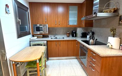 Kitchen of Flat for sale in Manresa  with Air Conditioner, Heating and Parquet flooring