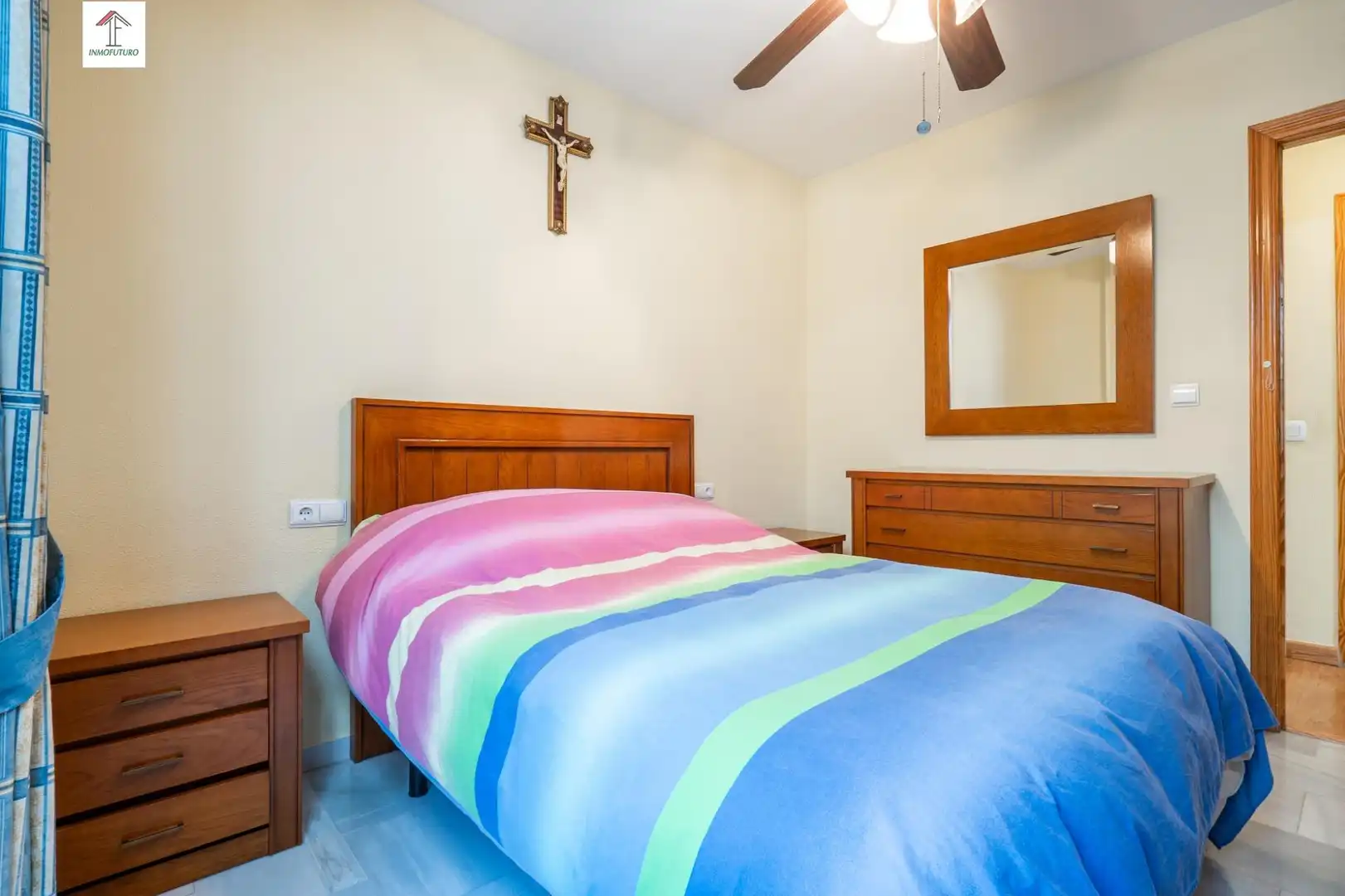 Habitación de Piso en venta en Ogíjares con Aire acondicionado, Calefacción y Amueblado
