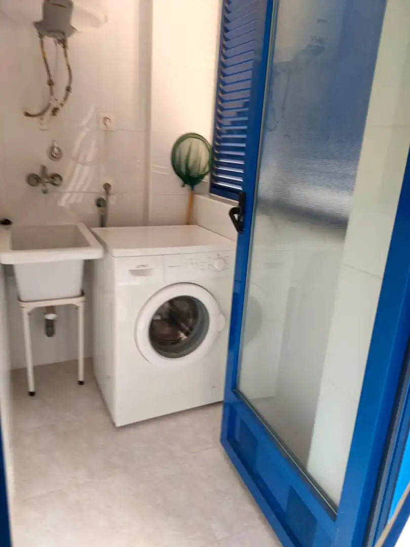 Badezimmer von Wohnung zur Miete in Cartagena mit Möbliert, Ofen und Waschmaschine