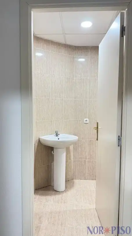 Baño de Oficina de alquiler en Bilbao 