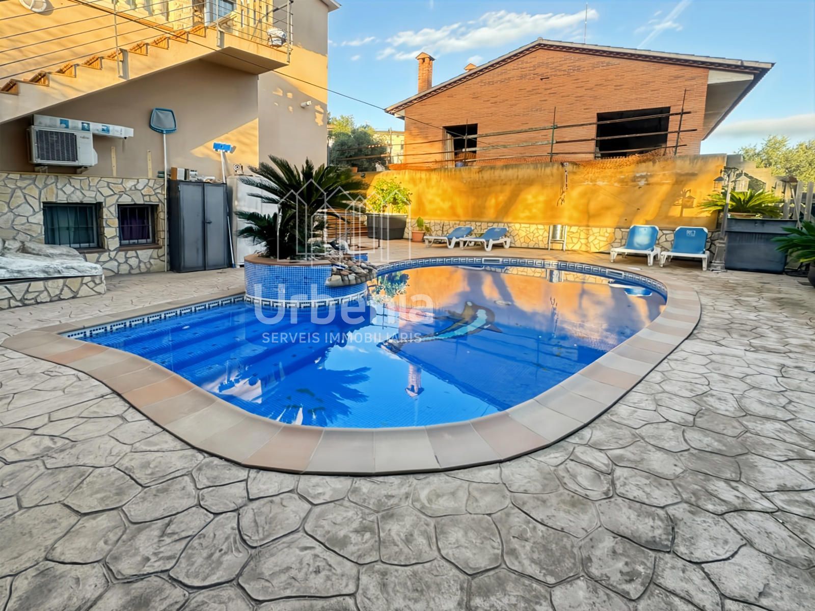 Piscina de Casa o xalet en venda en Tordera amb Aire condicionat, Calefacció i Terrassa