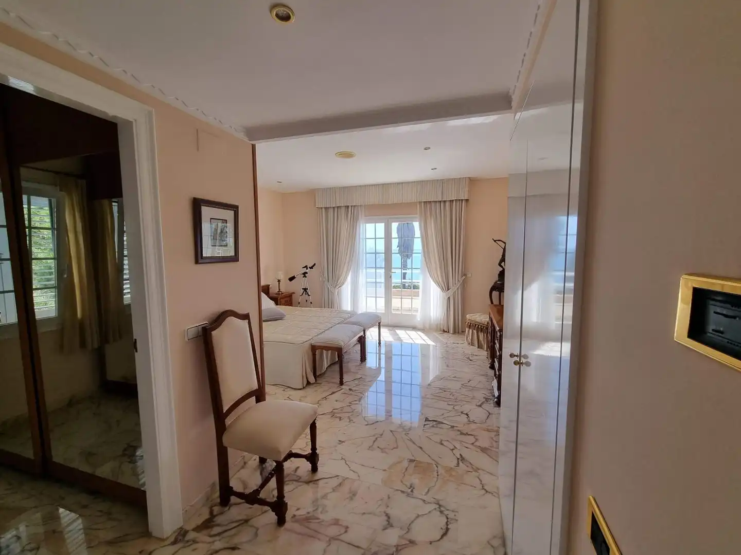 Houses for sale in Les Tres Cales