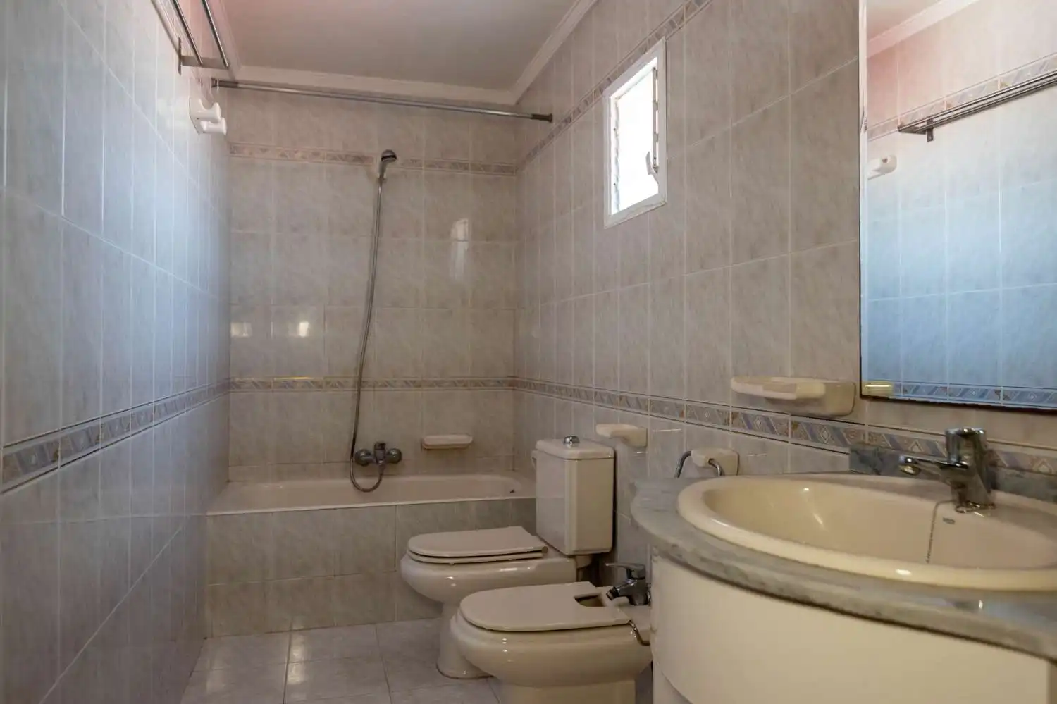 Bathroom of Apartments for sale in Salobreña  with Terrace and Furnished