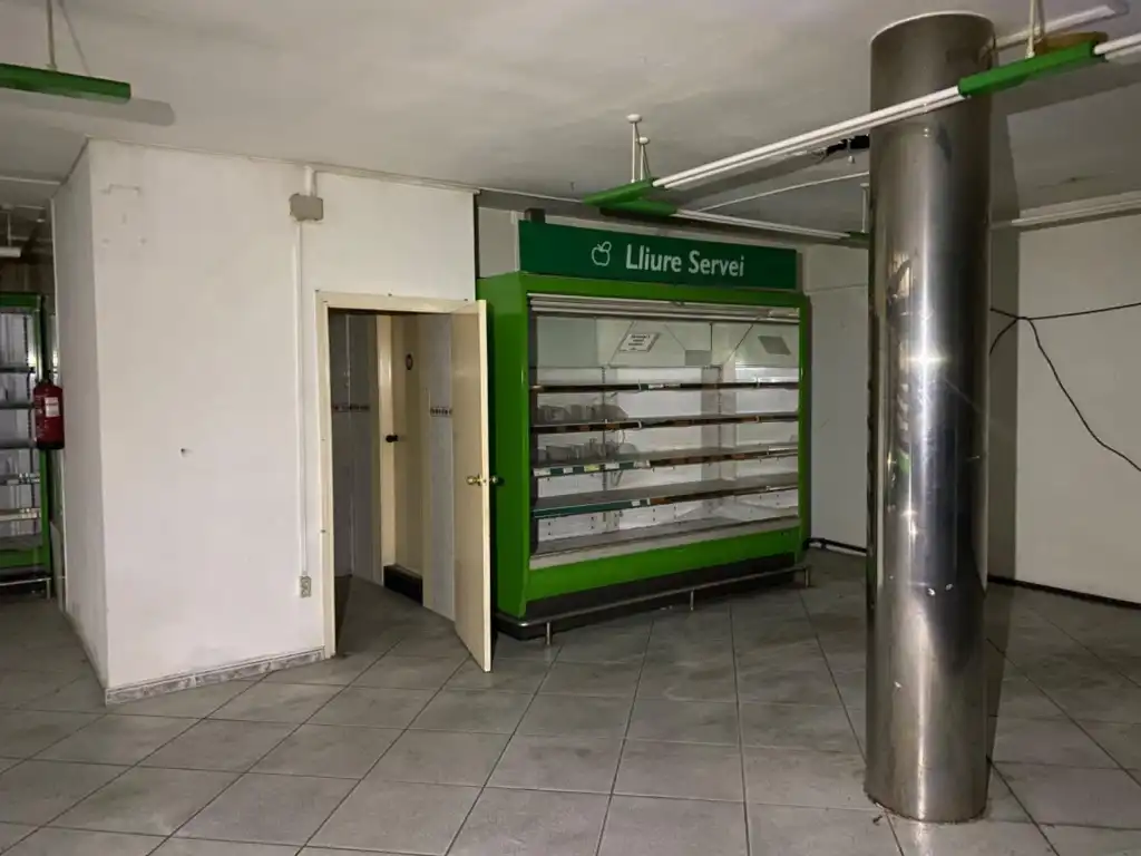 Local comercial en venda a Centre - Passeig i Rodalies, imagen 25