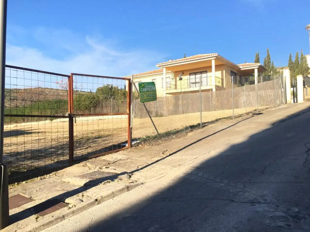 Wohnbaugrundstück zum Verkauf in Baena, imagen 2
