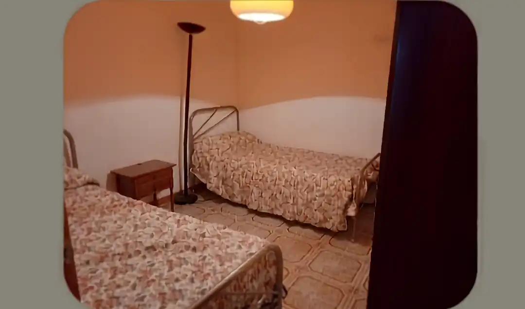 Bedroom of Houses for sale in Requena  with Furnished