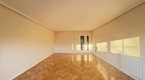 Photo 4 of Flat for rent in De París, Avenida Europa, Pozuelo de Alarcón