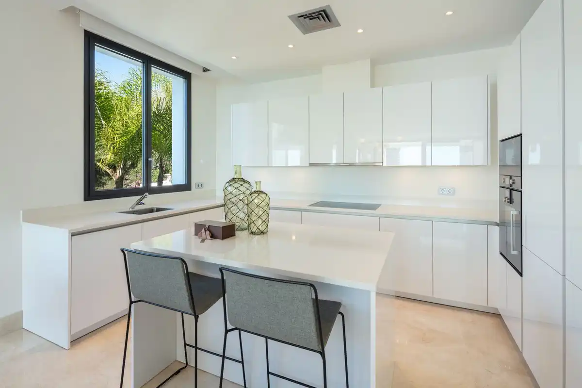 Kitchen of Duplexes for sale in Marbella  with Air Conditioner and Community pool