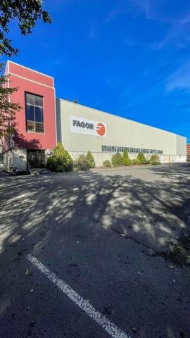 Nave industrial en Venta en Calle Aingeru Guarda pasealekua en Eskoriatza