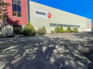 Nave industrial in vendita a Calle Aingeru Guarda pasealekua