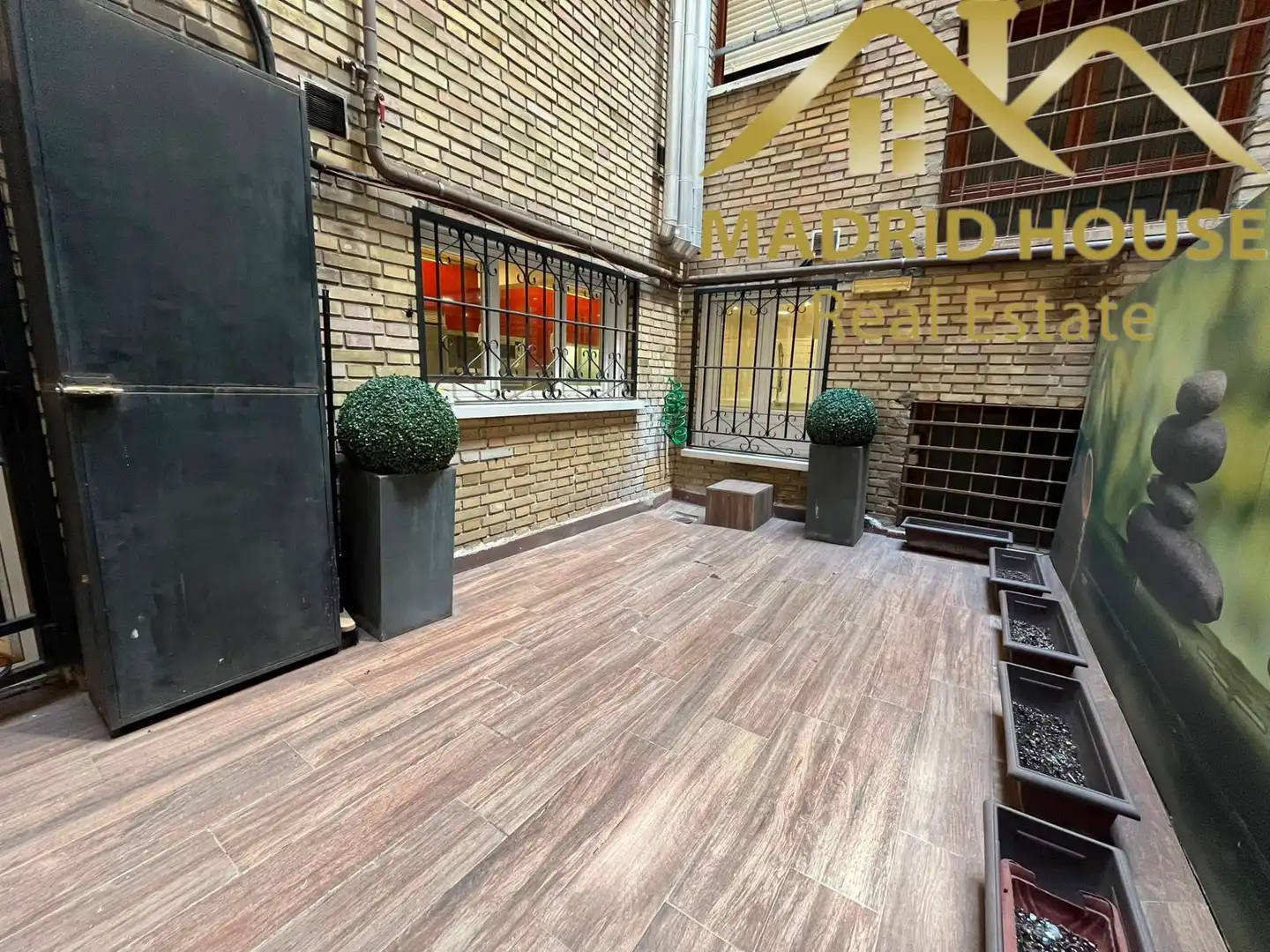 Terrasse von Wohnung zum Verkauf in Madrid mit Klimaanlage, Heizung und Möbliert