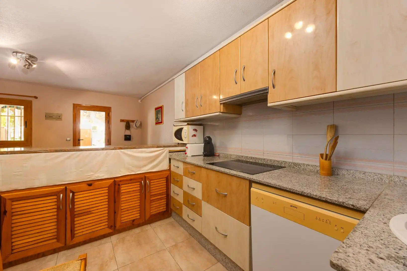 Cocina de Casa o chalet en venta en Torrevieja con Jardín privado, Terraza y Trastero