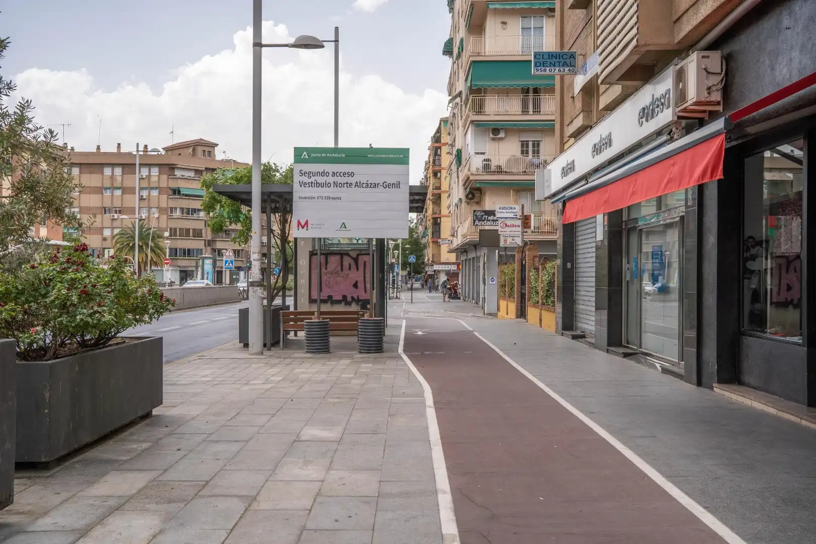 Außenansicht von Dachboden zum Verkauf in Granada mit Klimaanlage