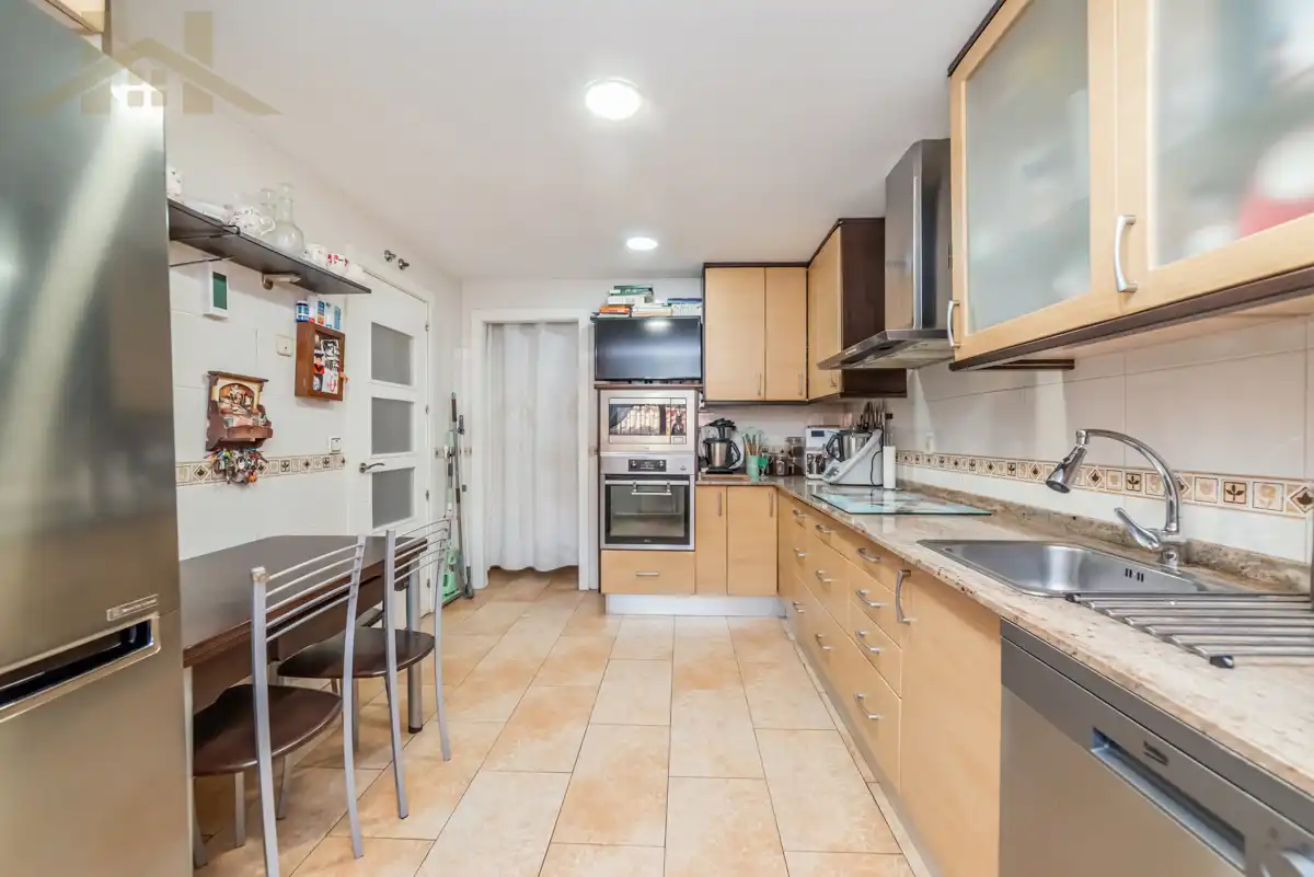 Cocina de Casa o chalet en venta en Mejorada del Campo con Aire acondicionado, Calefacción y Jardín privado