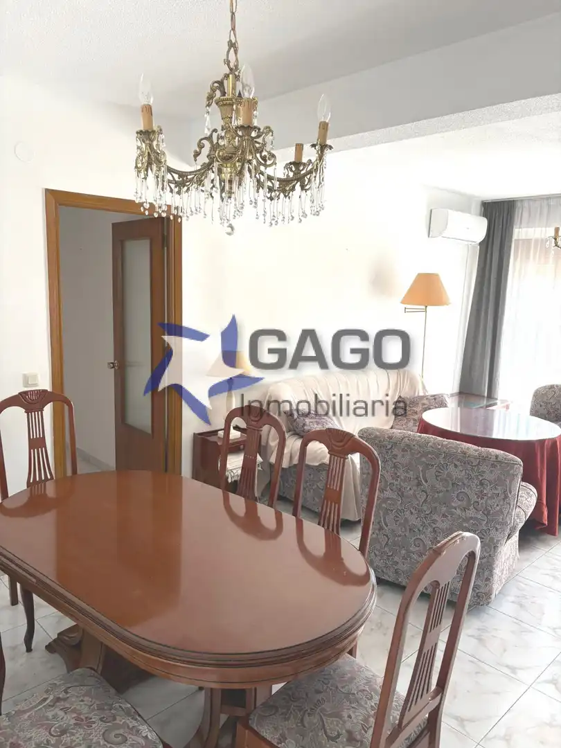 Living room of Flat for rent in Córdoba  with Air Conditioner, Heating and Furnished