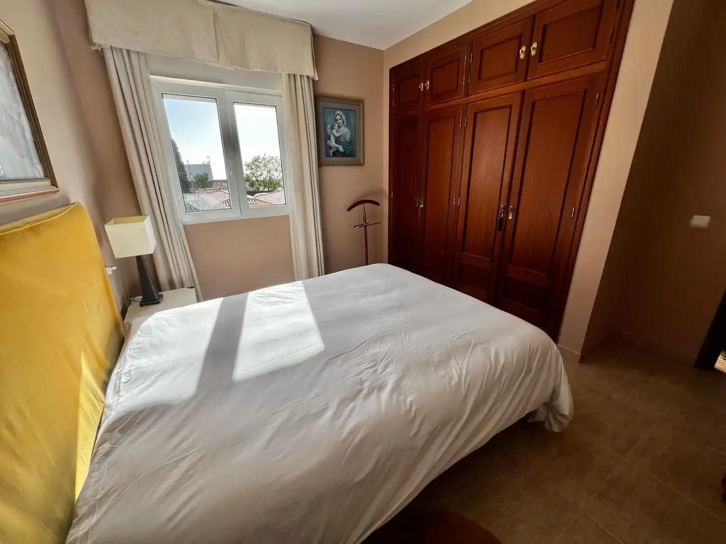 Dormitori de Casa o xalet en venda en Málaga amb Aire condicionat, Calefacció i Jardí privat