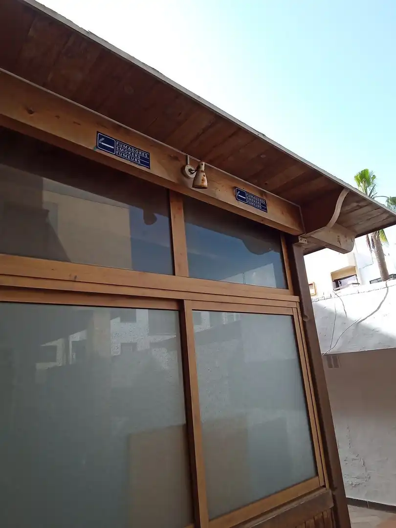 Vista exterior de Local en venta en La Oliva con Terraza