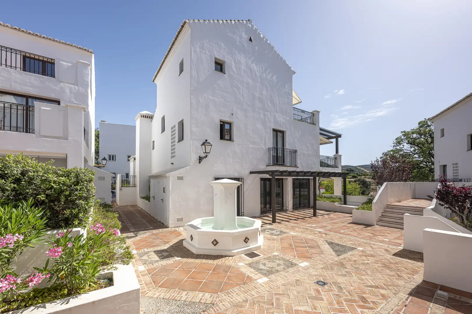 Dúplex de lloguer a Alto de los Monteros